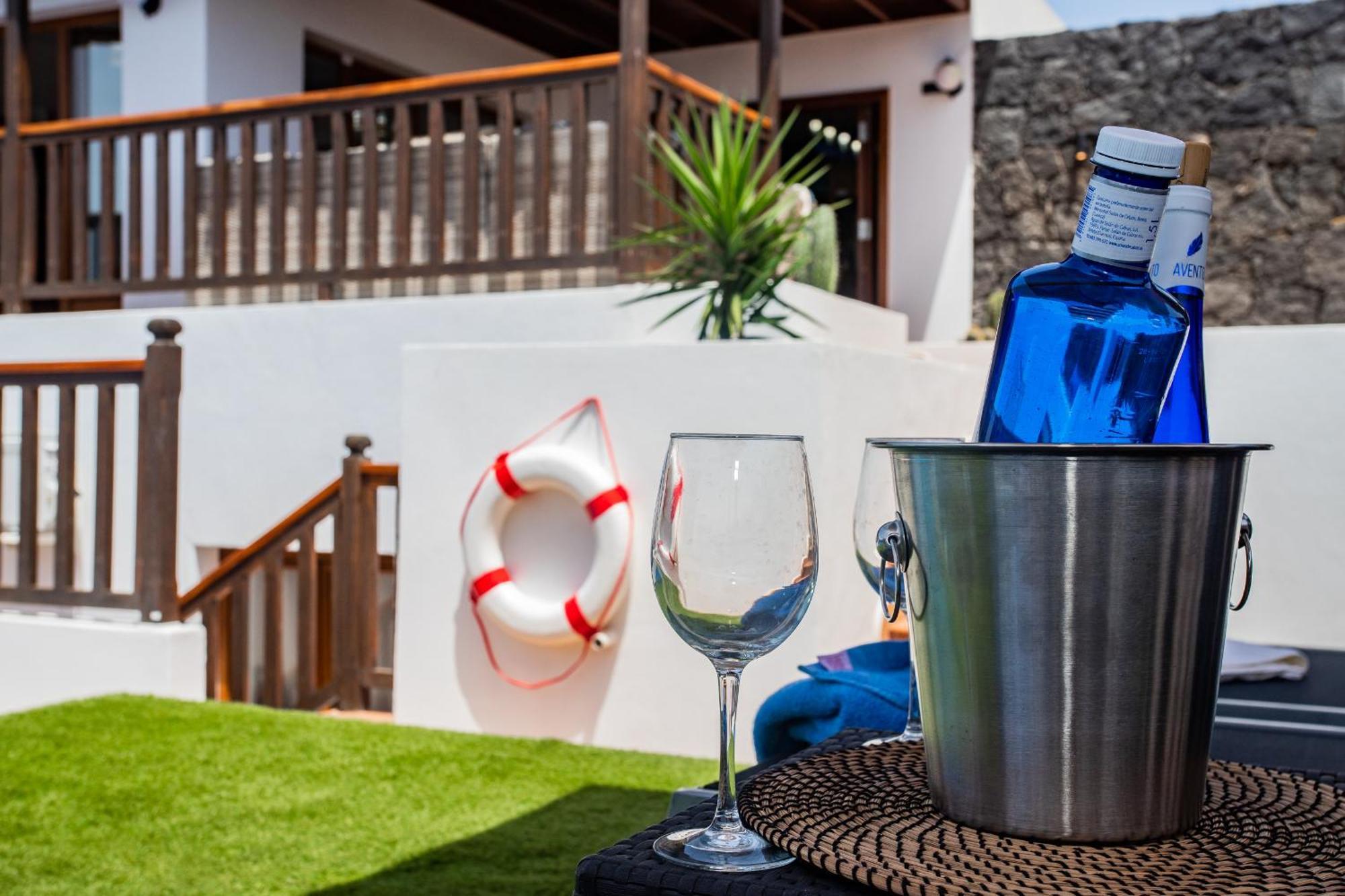 Villa Casa Blanca Плая Бланка Екстериор снимка